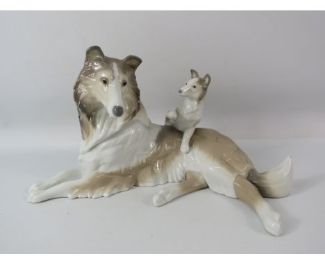 Lladro figurine Collie with puppy, 6" tall &amp; 10.5" long.
