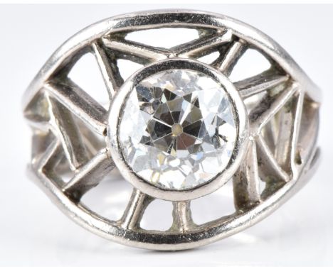 Art Deco / mid 20thC 18ct white metal ring set with a diamond of approximately 2.2ct in an unusual angular setting, 6.5g, siz