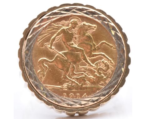 A 1914 gold half sovereign in a 9ct gold ring mount, 10.6g, size R