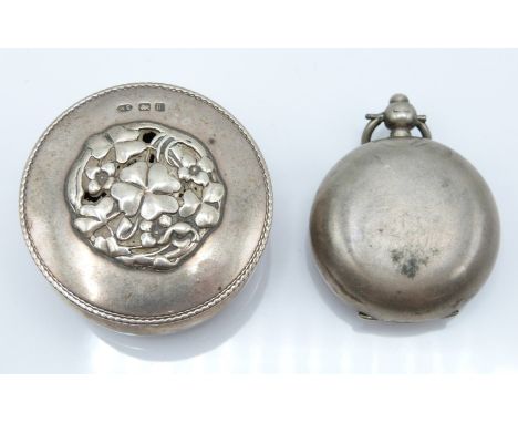 Art Nouveau style hallmarked silver lidded trinket pot with pierced four leaf clover design to lid, Birmingham 1911 maker Wil