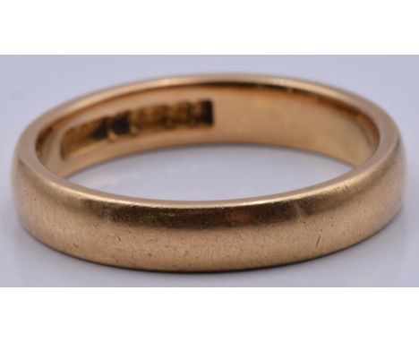 A 22ct gold wedding band/ ring, 5.2g, size N&nbsp;