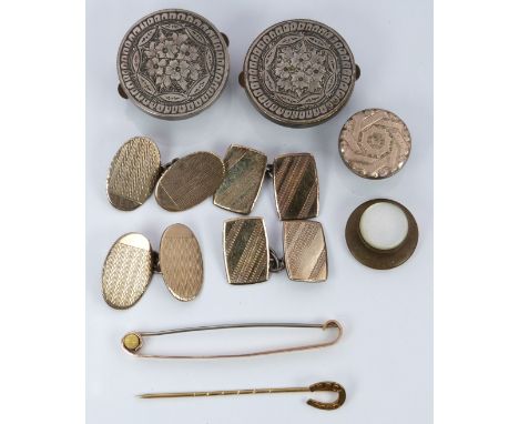 A 9ct gold stick pin, 9ct gold brooch (2.3g) Victorian buttons and silver cufflinks