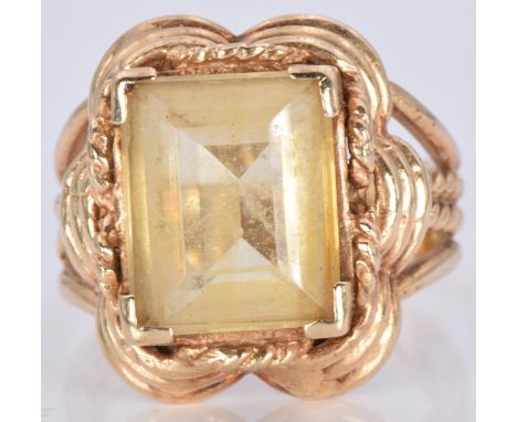 A 9ct gold ring set with citrine, 7.0g, size N