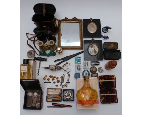 Collectables including mother of pearl inlaid rosewood Chinese box, enamel, agate and micromosaic vestas, pill boxes, faux to