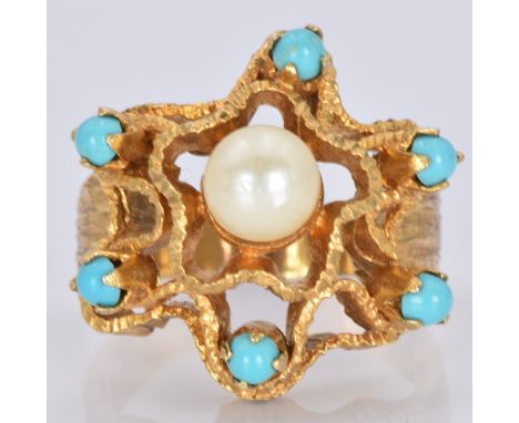 A 9ct gold ring set with a pearl and turquoise, 7.5g, size O