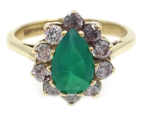 9ct gold green agate and cubic zirconia cluster ring, hallmarked Condition Report & Further Details Size K-L, approx 2.7gmCli