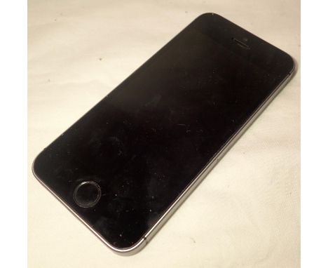 Apple iPhone SE 128GB, working at lotting. P&amp;P Group 1 (£14+VAT for the first lot and £1+VAT for subsequent lots) 