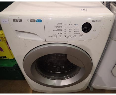 LNDO3DO washing machine, 59 x 60 x 88 cm. All electrical items in this lot have been PAT tested for safety and have passed. T