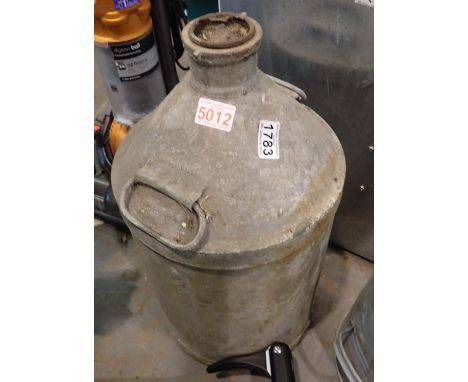 Galvanized vintage milk pale, H: 54 cm. Not available for in-house P&amp;P 