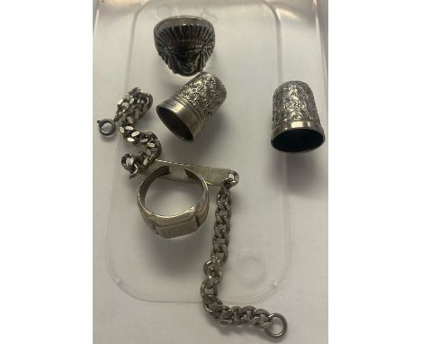 Small collection of silver some hallmarked. P&amp;P Group 1 (£14+VAT for the first lot and £1+VAT for subsequent lots) 