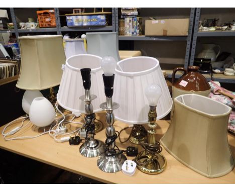 Collection of table lamps including brass examples. All electrical items in this lot have been PAT tested for safety and have