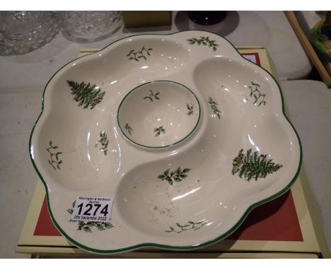 Large Spode Christmas Hors Doeuvres dish, D: 30 cm. boxed. Not available for in-house P&amp;P 