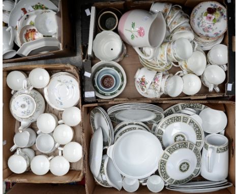An Alfred Meakin 'C/O White' Berkeley tea and dinner service and two boxes of tea wares etc (3 boxes)