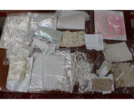 A good collection of early 19th Century and 20th Century lace, to include point de venise, Brussels and bobbin lace.