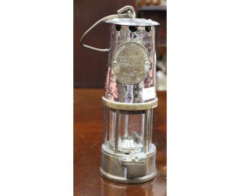 A miner's lamp, Eccles No B28