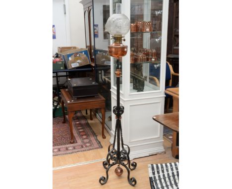 Hinks Duplex patent free standing oil lamp, copper reservoir with an etched glass shade