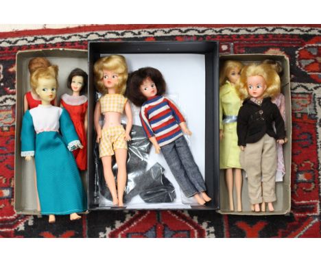 A collection of 1960s dolls to include three 1960s Pedigree doll and three 1960s Mattel 'Barbie' dolls and a Ideal 'Tammy' an