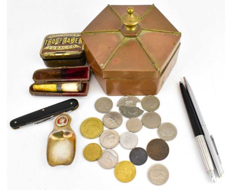 A collectors' lot to include a copper lidded jewellery box with turned knop, 9 x 12cm, two ballpoint pens, penknife, various 