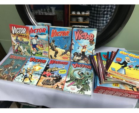 A Collection of vintage Victor, oor Wullie &amp; The Broons annuals 
