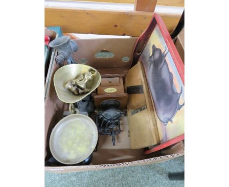 Kitchenalia - a set of scales with brass pans and bell weights; meat mincer; coffee grinder; mandolin and tray 