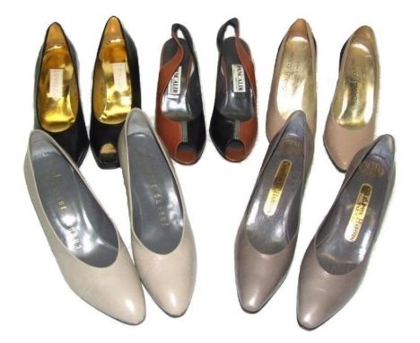 5 Pairs Ladies Vintage Shoes incl. Pancaldi, Xavier Danaud, Vivaldi, Christoper Hartian &amp; Charles Jourdan, all USA size 8