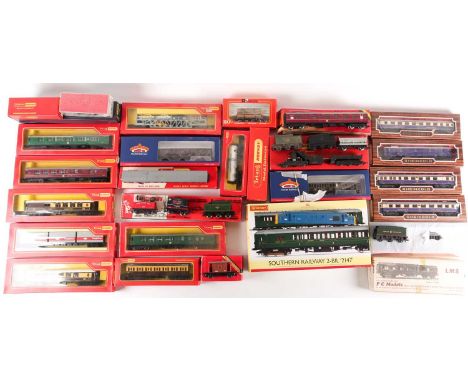 A large quantity of model railway rolling stock, largely passenger cars and mostly boxed, to include examples by Tri-ang Horn