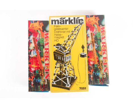 Two boxed Marklin HO Hamo items; 8377 'Zeppelin' railcar and 8392 4-6-2 K. Bay. Sts. B Coupe Vente Locomotive and Tender, tog