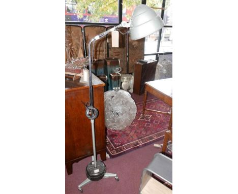 A Vintage 'The Prescription Model 7' Hanovia sun lamp 