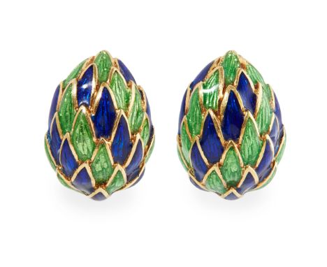 each of domed design, with blue and green 'scaled' enamel detail, to clip fittings, with French marks to clip, stamped 750 Kt