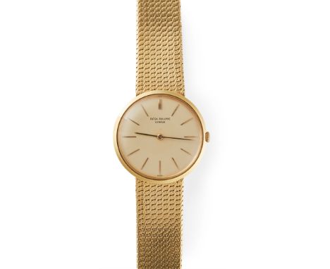 manual wind model, in an 18ct gold case, round buff dial with applied gold baton hour markers, the case with engraved initial