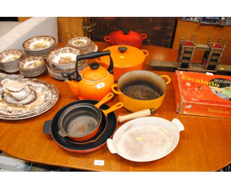 A quantity of various Le Creuset kitchenalia