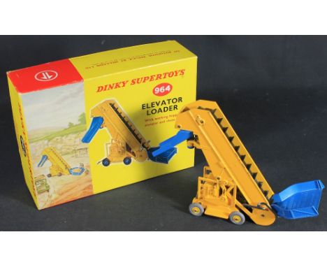 Dinky Supertoys 964 elevator loader with working hopper, elevator and chute in original box.   CONDITION REPORT: Loader in ve