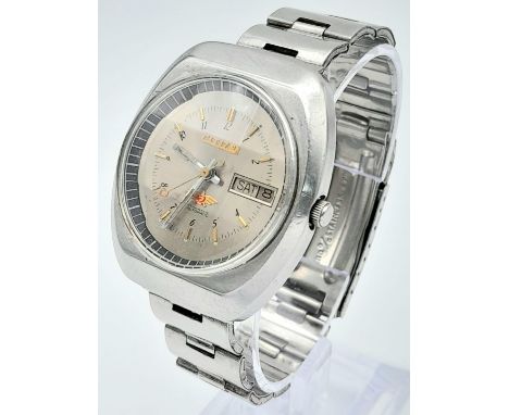 A Vintage Citizen 21 Jewels Automatic Gents Watch. Stainless steel bracelet and case - 36mm. Silver tone dial with day/date w
