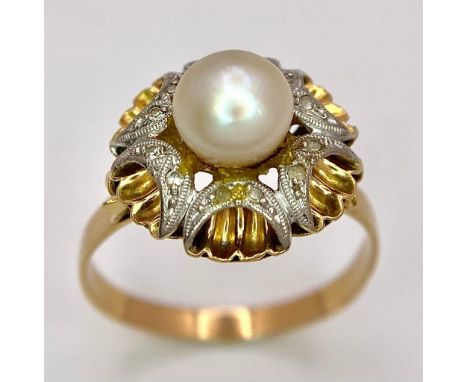 A LOVELY VINTAGE 14K YELLOW GOLD (TESTED AS) PEARL AND CZ RING - 6MM PEARL CENTRE ON A HIGHLY ORNATE MOUNTING, 3G TOTAL WEIGH