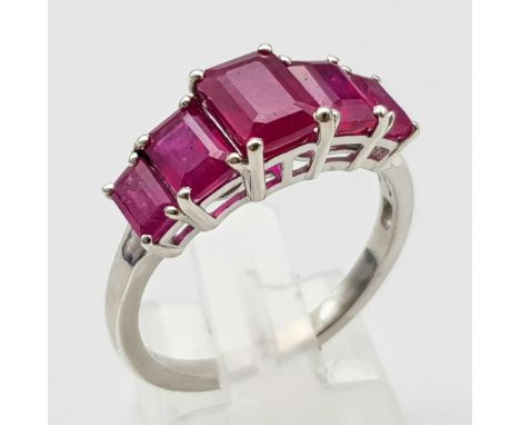 Silver and Ruby 5 Stones Ring, approx  4,40 ct, weight 3.4g  [size Q] 
