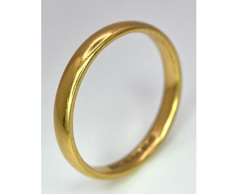 A 22k Yellow Gold Band Ring. 3mm width. 4g weight. Full UK hallmarks. 