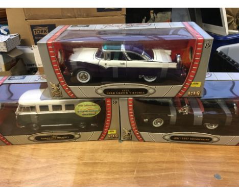 Road signature collection of boxed diecast 1:18 scale