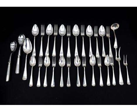 Part of a 2nd grade silver cassette, model Haagslofje. Consisting of six table and six dessert place settings, a vegetable sp