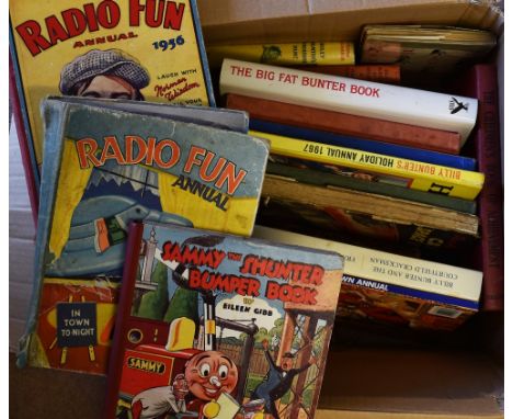 Box of Books mostly Children's annuals including TV Fun, Billy Bunter, Captain 'Space' Kingley and others plus A Complete Tre