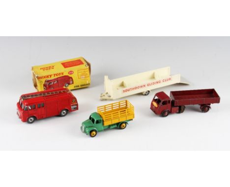 Dinky Toys 259 Bedford Fire Engine with poor box, worn, together with British Railways Hindle Smart Helecs, Glider Trailer, a