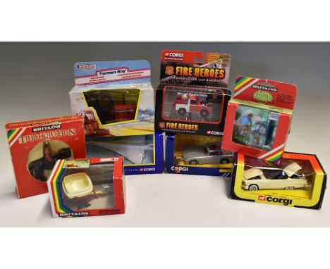 Quantity of Boxed Diecast Vehicles including Corgi C271/1 James Bond Aston Martin, 801 Ford Thunderbird, Fire Heroes Land Rov