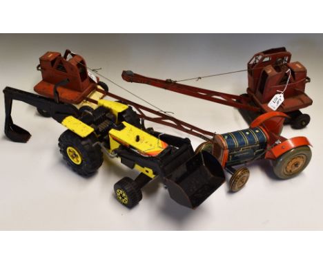 2x Triang Tinplate cranes with a Tonka tinplate tractor and another tin plate British made tractor. (4)