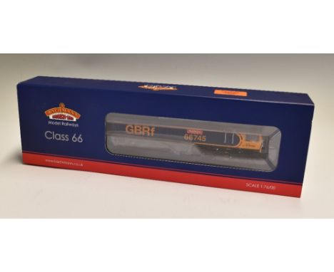 OO Gauge Bachmann Branch-Line 32-727X Class 66 Diesel 66745, GBRf Europorte 'Modern Railways', produced exclusively for Key P