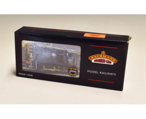 OO Gauge Bachmann Branch-Line 32-111 Class 08 Diesel Shunter 08243 in BR blue, hinged door type, DCC ready, boxed.