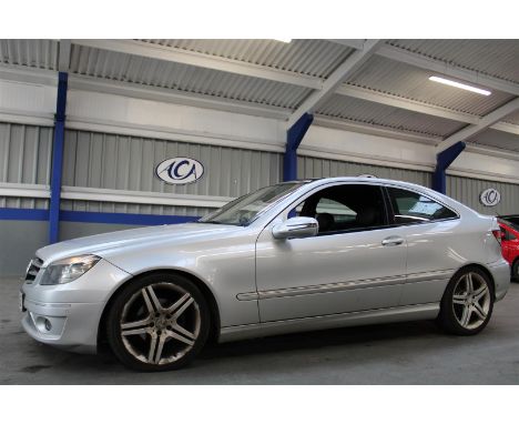 Make &amp; Model: Mercedes CLC220 CDI SportDate of Reg: LC58 XLBColour: Silvercc: 2148MoT: 14-10-2022Fuel Type: DIESELMileage