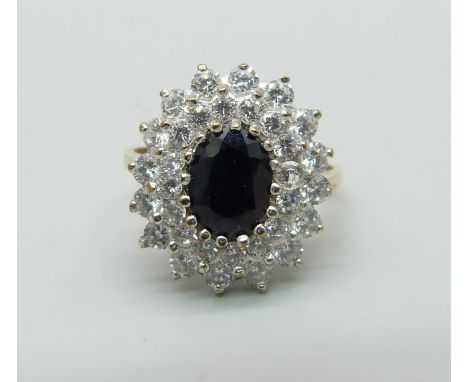 A 9ct yellow gold sapphire and CZ cluster ring, O, 3.5g 
