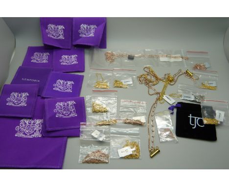 Sixteen silver gilt chains 