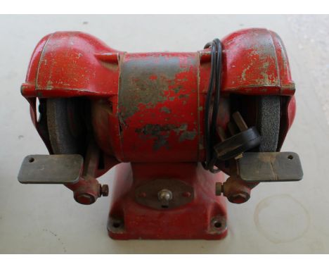 Bench grinder