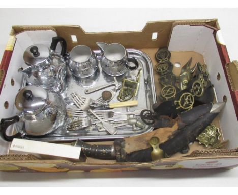 Swan Cromalin 'The Carlton' silver plated tea set with tray, Kukri knife, assorted cutlery, horse brasses, etc. 