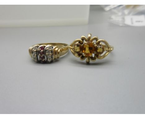 9ct yellow gold ring set with yellow stones, size O1/2, and another 9ct yellow gold ring set with clear and red stones, size 